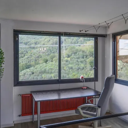 Stunning In Castello With Wifi بيت للعطل